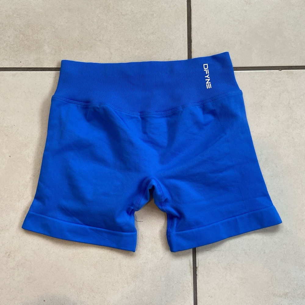 DFYNE Women's Athletic Bike Shorts in Electric Blue